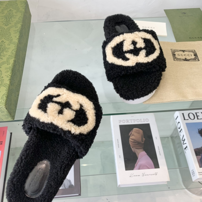 GUCC SLIPPER - CCSHOES