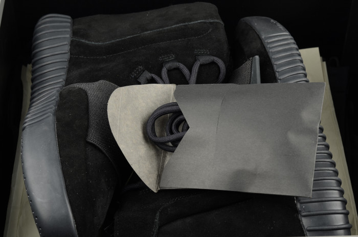 Adidas Yeezy Boost 750 Triple Black Cblack BB1839 - CCSHOES