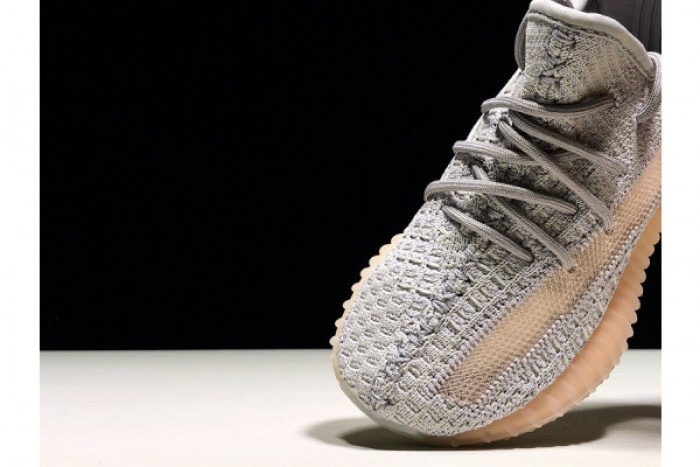ADIDAS KIDS YEEZY 350 BOOST V2 “TRUE FORM” Kids-EG7492 - CCSHOES
