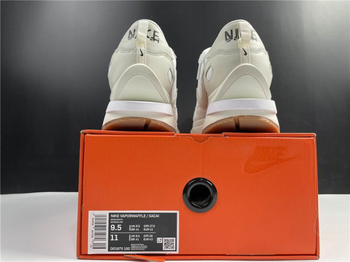 NIKE VAPORWAFFLE SACAI WHITE DD1875-100 - CCSHOES