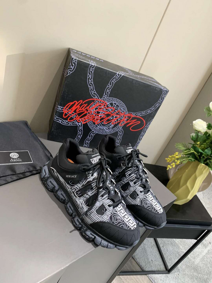 Versac CHAIN REACTION SNEAKERS - CCSHOES