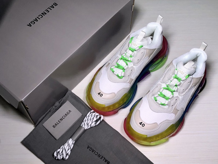 BLCG TRIPLE S SNEAKER 541624 W09E1 1895 - CCSHOES