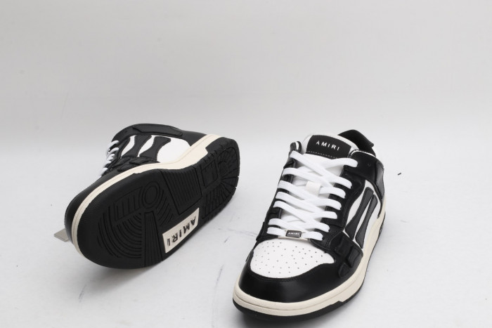 AR1M1 Low-Top Sneaker - CCSHOES