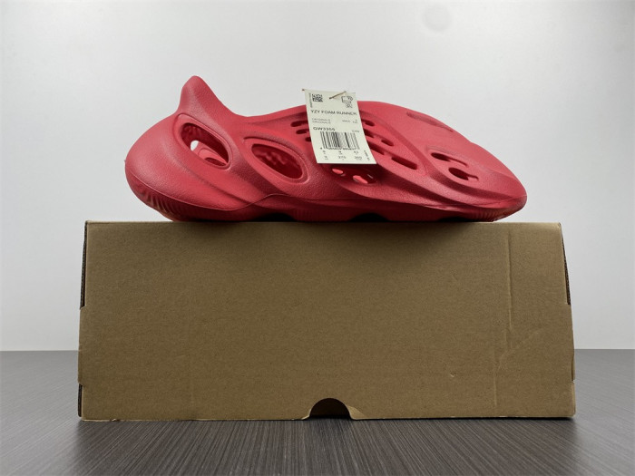 Adidas Yeezy Foam Red CW3355 - CCSHOES