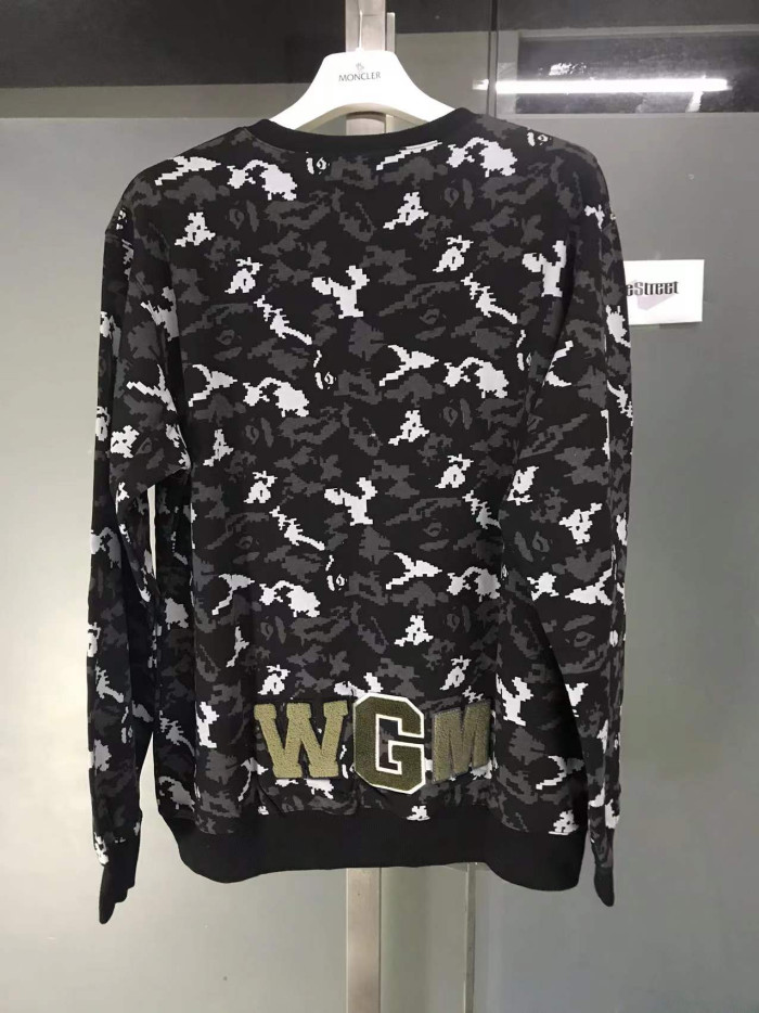 BAPE Sweatshirt - CCSHOES