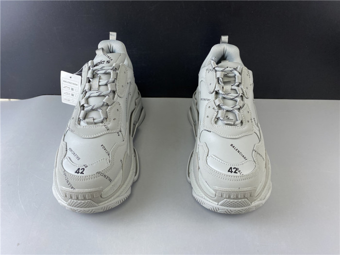 BLCG ALL OVER LOGO TRIPLE S SNEAKER 536737 W2FA1 1210 - CCSHOES