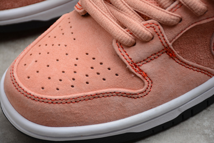 Nike SB Dunk Low “Pink Pig” CV1655-600 - CCSHOES