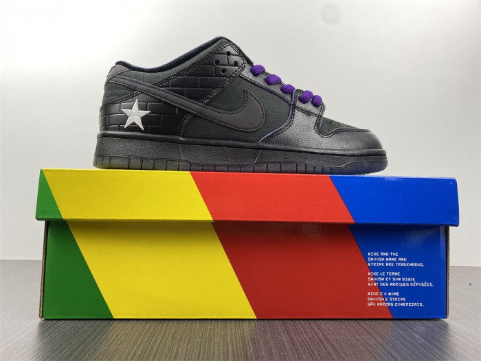 Familia x Nike SB Dunk Low “First Avenue” DJ1159-001 - CCSHOES
