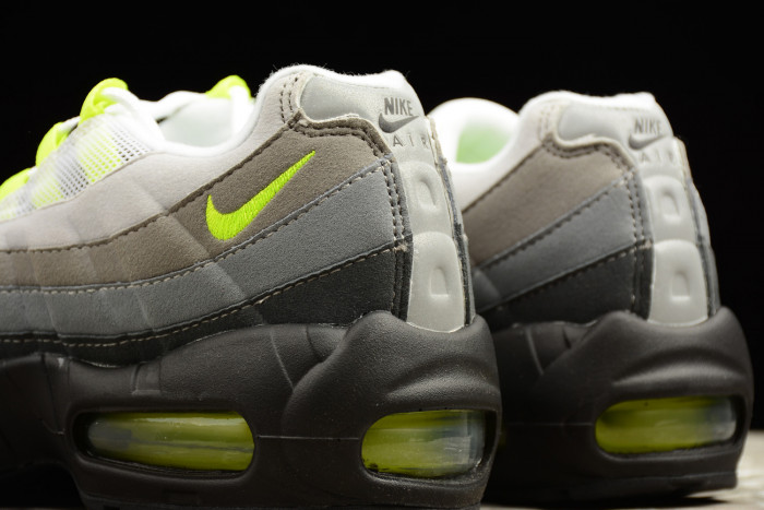 Nike Air Max 95 OG Neon 2015 307960-002 - CCSHOES