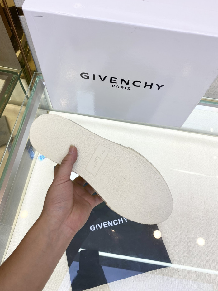 Givench Spectre Low-TOP SNEAKER - CCSHOES