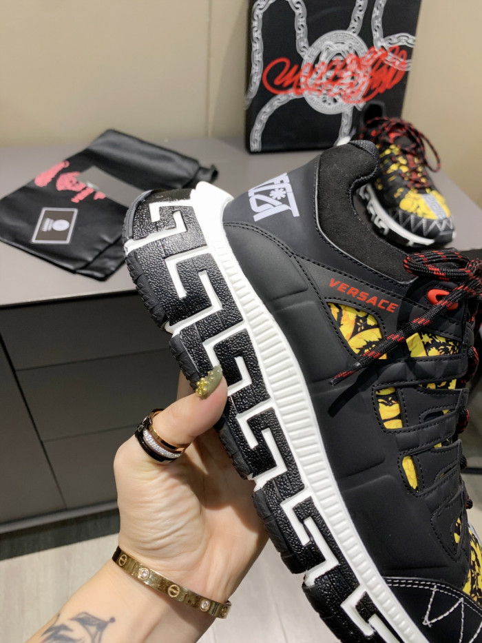 Versac CHAIN REACTION SNEAKERS - CCSHOES