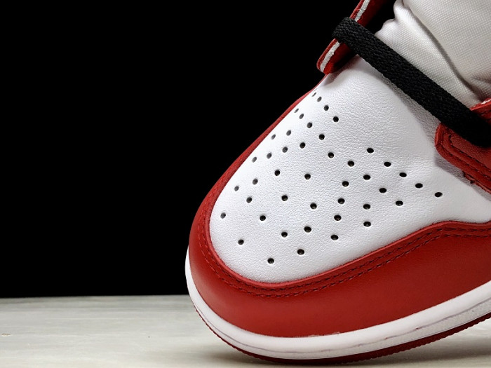Air Jordan 1 Retro High OG "Chicago" 555088-101 - CCSHOES