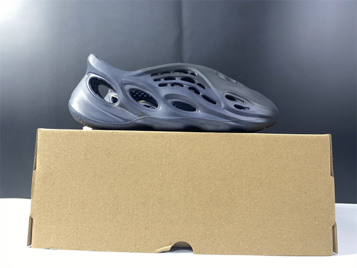 Adidas Yeezy Foam RNNR Mineral Blue GV7903 - CCSHOES