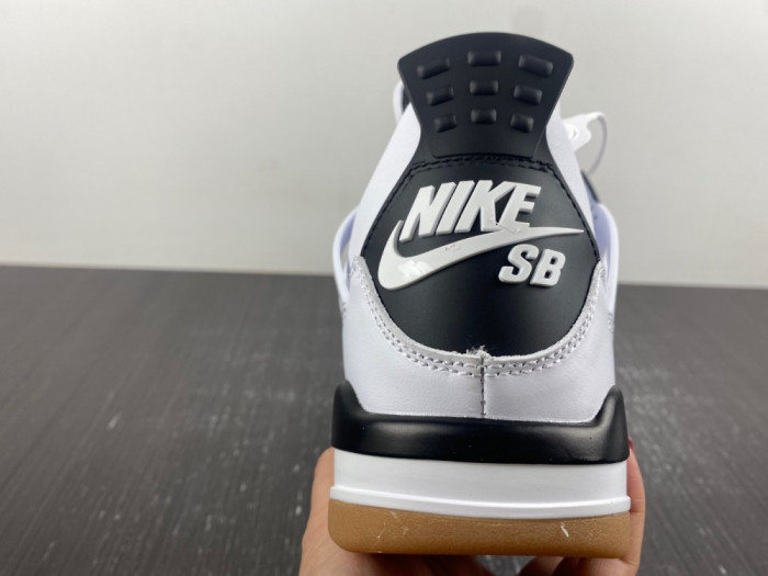 Nike SB x Air Jordan 4 DR5415-100 - CCSHOES
