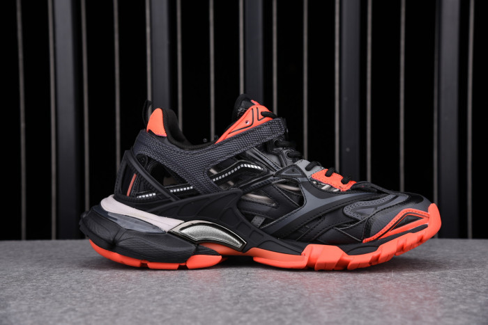 BLCG Track 2 568614 W2GN3 1350 - CCSHOES