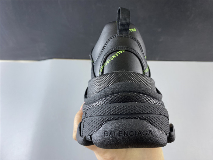 BLCG SNEAKER TRIPLE.S.GOMMA BLACK 524039 W2FA1 7633 - CCSHOES