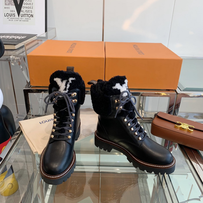 LOUS VUITON BOOTS - CCSHOES