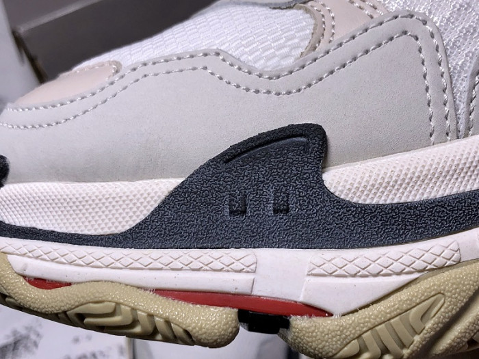 BLCG Triple S White Black Red 533882 W09E1 9000 - CCSHOES