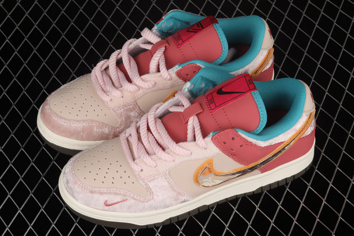 Nike Dunk Mid Social Status Free Lunch Strawberry Milk DJ1173-600 - CCSHOES
