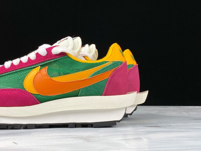 Sacai x Nike LDV Waffle 'Pink Green' BV0073-301 - CCSHOES
