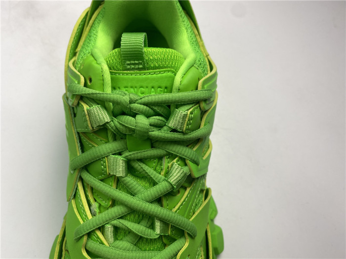 BLCG TRACK TRAINER FLUO GREEN 542436 W3AB1 3801 - CCSHOES