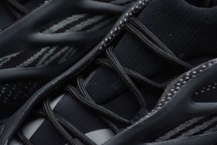 Adidas Yeezy Boost 700 V3 “Black” H67799 - CCSHOES