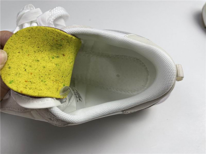 NIKE VAPORWAFFLE SACAI WHITE DD1875-100 - CCSHOES