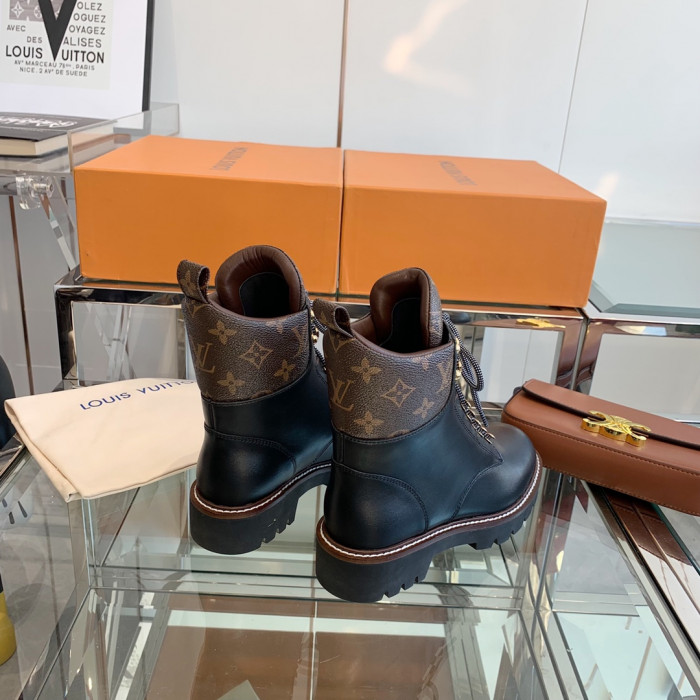 LOUS VUITON BOOTS - CCSHOES