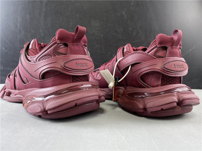 BLCG Track 3.0 542023 W2LA1 5504 - CCSHOES