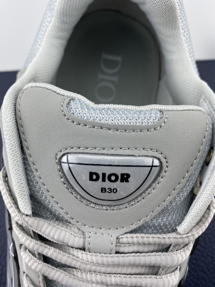 DR B30 Sneakers - CCSHOES