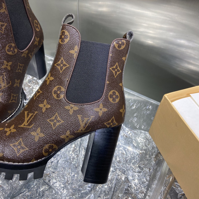 LOUS VUITON BROWN STAR TRAIL ANKLE BOOTS - CCSHOES