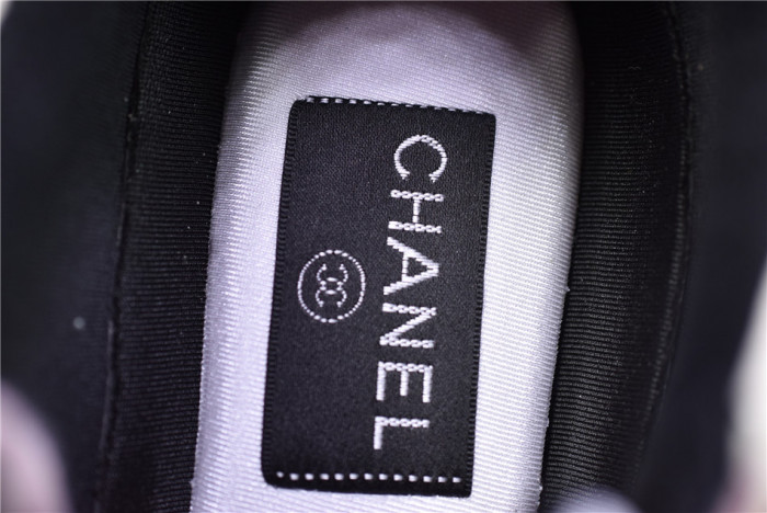 CHNE1 Leather Low Top Sneakers - CCSHOES