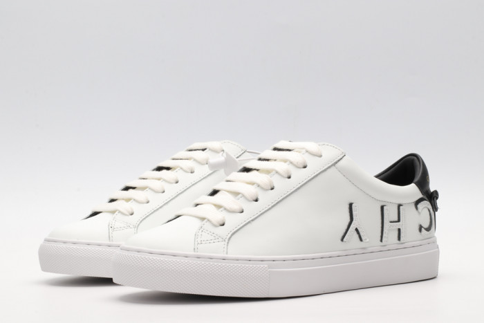 Givench LOW-TOP SNEAKER - CCSHOES