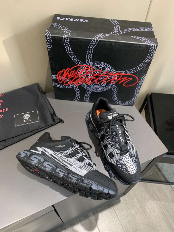 Versac CHAIN REACTION SNEAKERS - CCSHOES