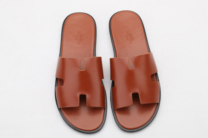 Herme Slippers - CCSHOES