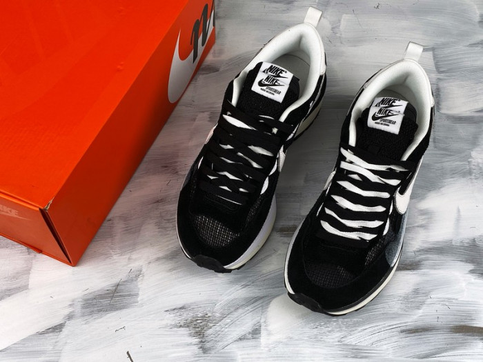 Sacai X Nike LDV Waffle 'Black' CV1363-001 - CCSHOES