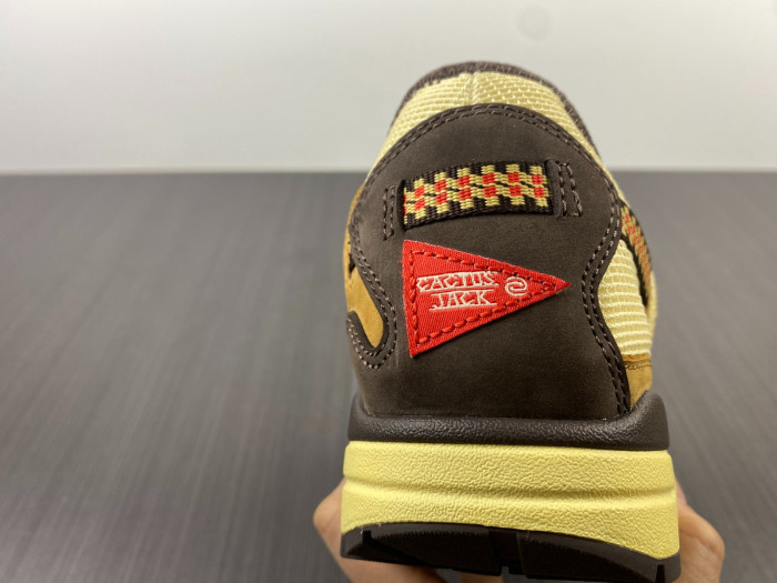 TRAVIS SCOTT x NIKE AIR MAX 1 DO9392-200 - CCSHOES