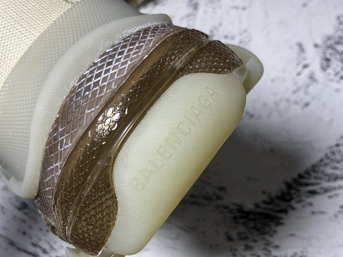 BLCG Triple S Clear Sole Beige 541624 W09O1 9005 - CCSHOES