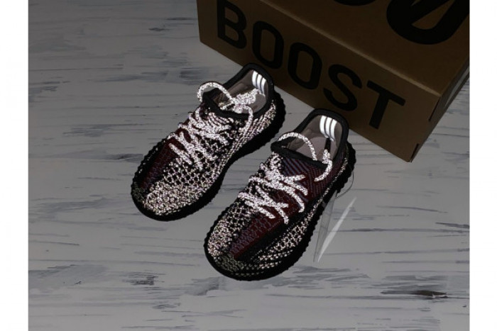 ADIDAS KIDS YEEZY BOOST 350 V2 YECHEIL FX0777 - CCSHOES