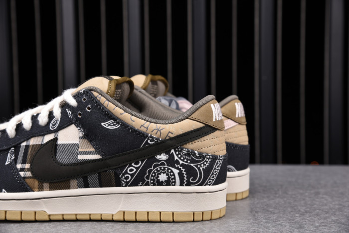 Travis Scott x Nike SB Dunk Low CT5053-001 - CCSHOES