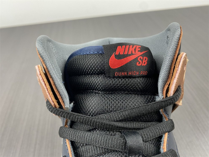 Gundam x Nike SB Dunk High “Banshee” DH7717-400 - CCSHOES