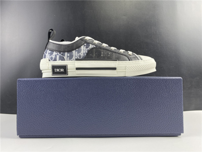 DR B23 Low Top Oblique Sneaker Black & White - CCSHOES