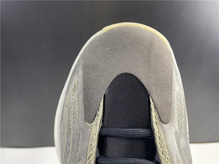 Adidas Yeezy Quantum “Barium” H68771 - CCSHOES