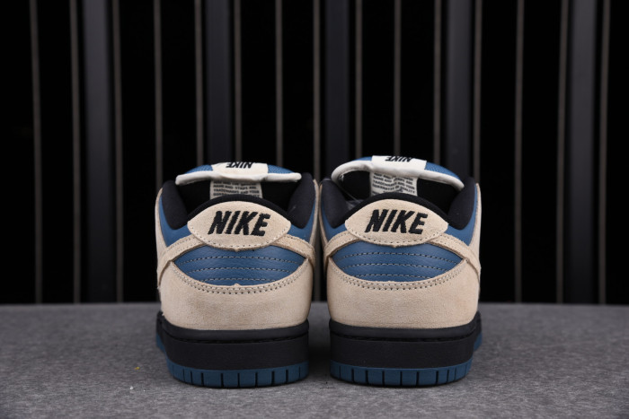 Nike SB Dunk Low Light Cream Thunderstorm BQ6817-200 - CCSHOES