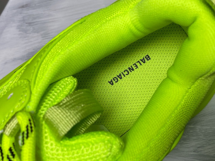 BLCG Triple S Clearsole Fluo Yellow 541624 W2FF1 7320 - CCSHOES