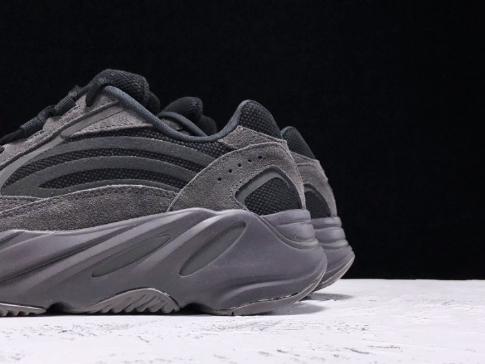 Adidas Yeezy Boost 700 V2 “Vanta" FU6684 - CCSHOES