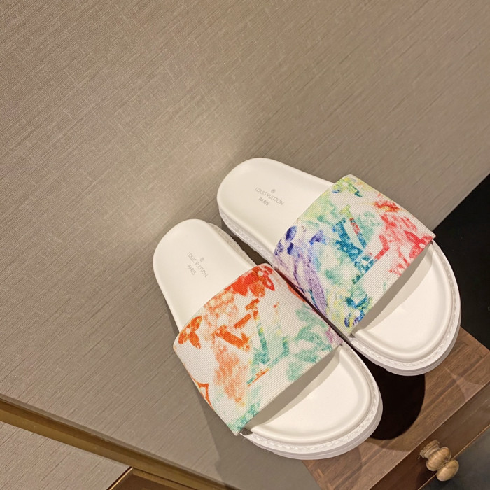 LV SLIPPERS - CCSHOES