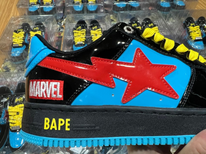 A BATHING APE MARVEL BAPE STA - CCSHOES