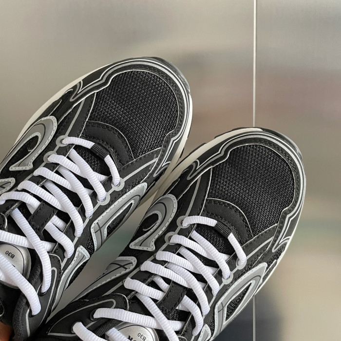DR B30 Sneakers - CCSHOES