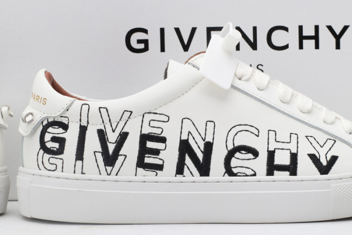 Givench LOW-TOP SNEAKER - CCSHOES